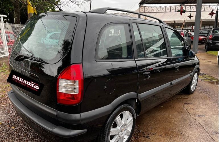 Chevrolet Zafira 2.0 MPFi Elite 8v - Foto #4