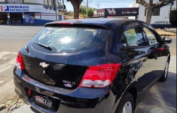 Chevrolet Onix 1.0 MPFi LS 8v - Foto #4