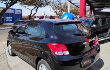 Chevrolet Onix 1.0 MPFi LS 8v - Foto #5