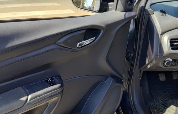 Chevrolet Onix 1.0 MPFi LS 8v - Foto #6