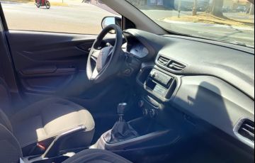 Chevrolet Onix 1.0 MPFi LS 8v - Foto #10