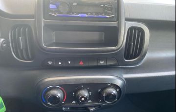 Fiat Mobi 1.0 8V Evo Like - Foto #8