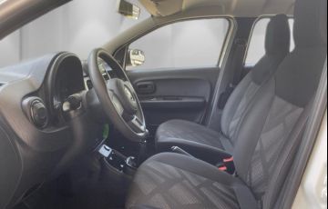Fiat Mobi 1.0 8V Evo Like - Foto #9