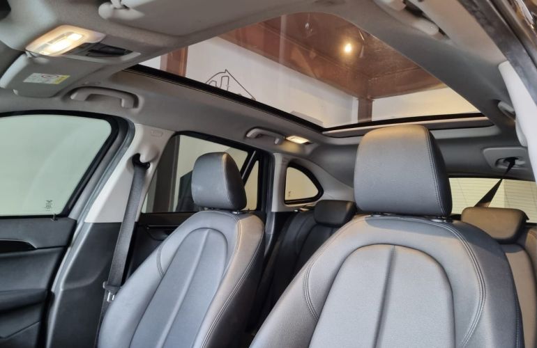 BMW X1 2.0 16V Turbo Active Sdrive20i 4p - Foto #4