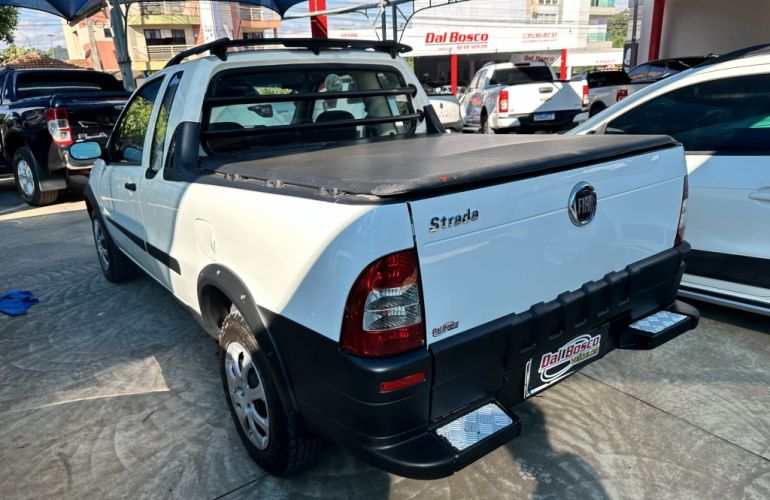 Fiat Strada Fire 1.4 (Flex) - Foto #4