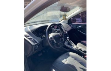 Ford Focus Hatch SE 2.0 16V PowerShift - Foto #6