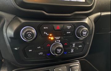 Jeep Renegade 1.8 16V Limited - Foto #3