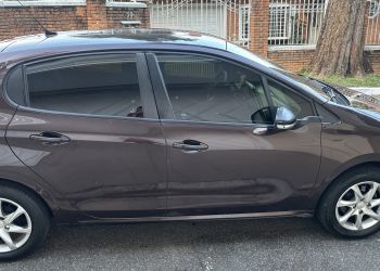 Peugeot 208 Active Pack 1.5 8V (Flex) - Foto #2