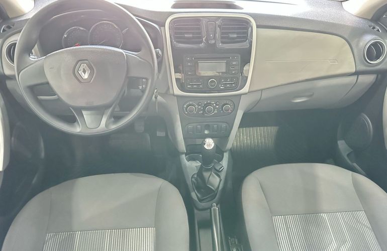 Renault Logan 1.0 Expression 16V Flex 4p Manual - Foto #8