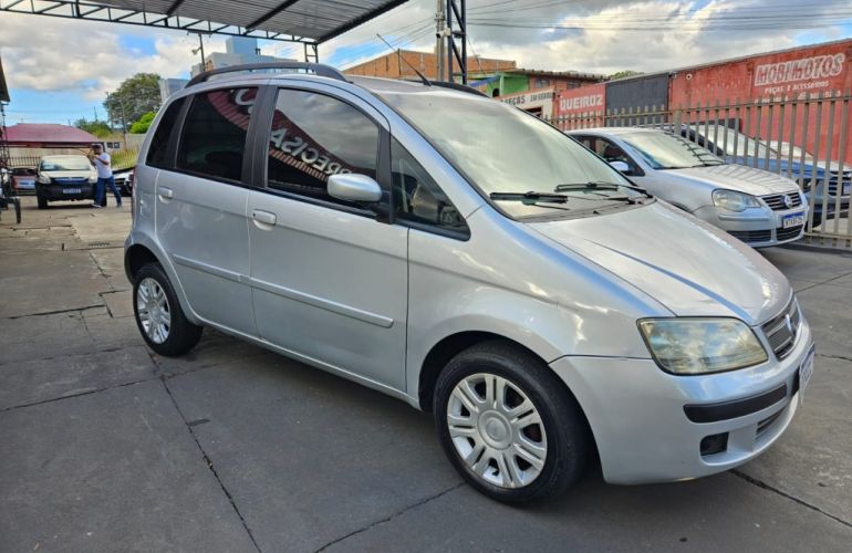 Fiat Idea ELX 1.4 (Flex) - Foto #8
