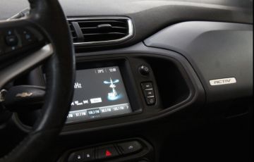 Chevrolet Onix 1.4 MPFi Activ 8v - Foto #8