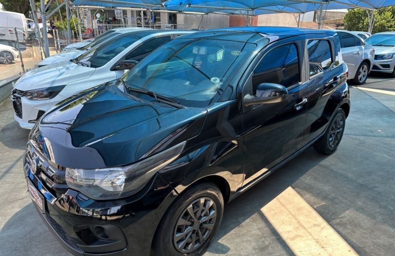 Fiat Mobi FireFly Drive 1.0 (Flex) - Foto #1