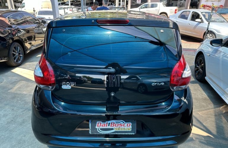 Fiat Mobi FireFly Drive 1.0 (Flex) - Foto #5