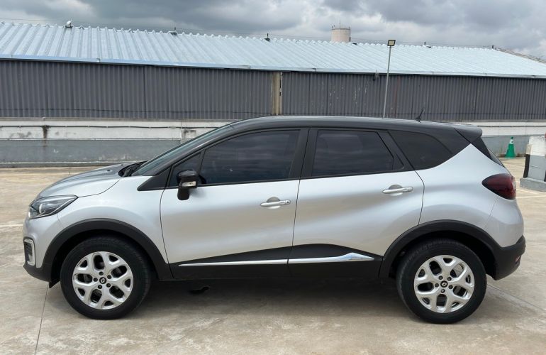 Renault Captur 1.6 16V Sce Life - Foto #2