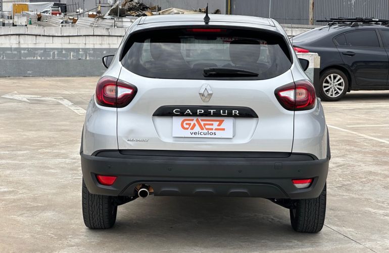 Renault Captur 1.6 16V Sce Life - Foto #4