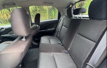Toyota Etios 1.3 X 16v - Foto #10