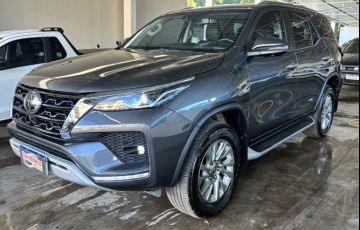 Toyota SW4 2.8 TDI SRX 4x4 (Aut)