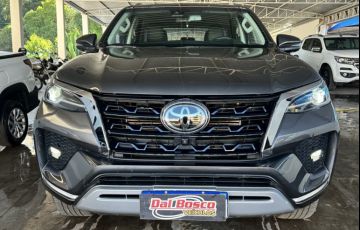Toyota SW4 2.8 TDI SRX 4x4 (Aut) - Foto #2