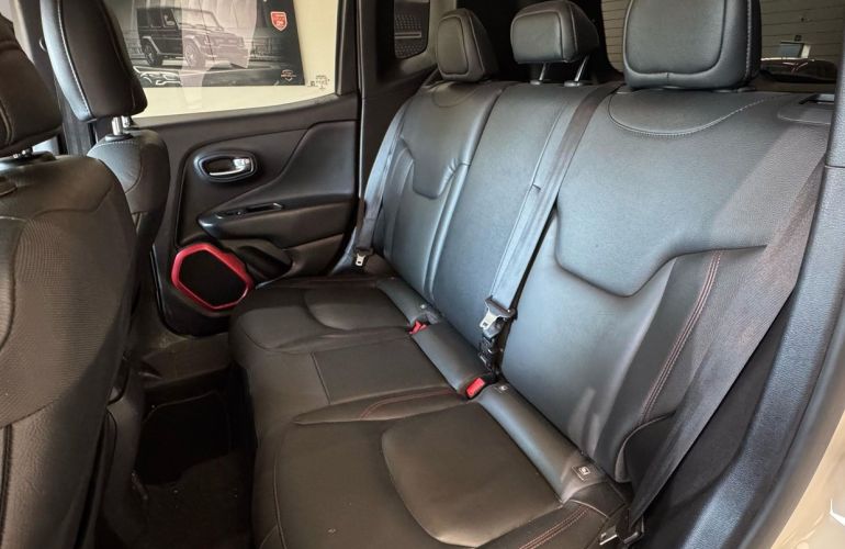 Jeep Renegade 2.0 16V Turbo Trailhawk 4x4 - Foto #7