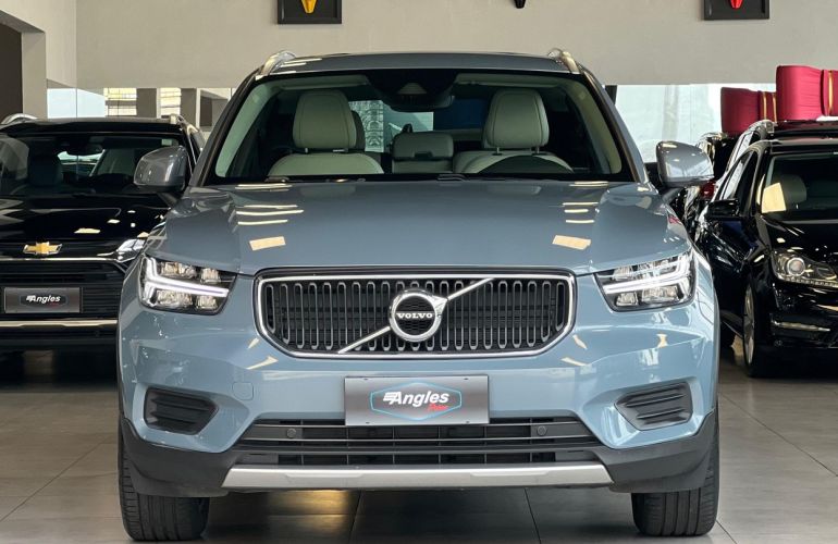 Volvo XC40 2.0 T5 Momentum AWD - Foto #2