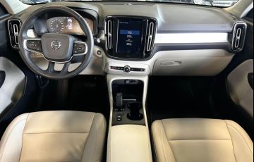 Volvo XC40 2.0 T5 Momentum AWD - Foto #5