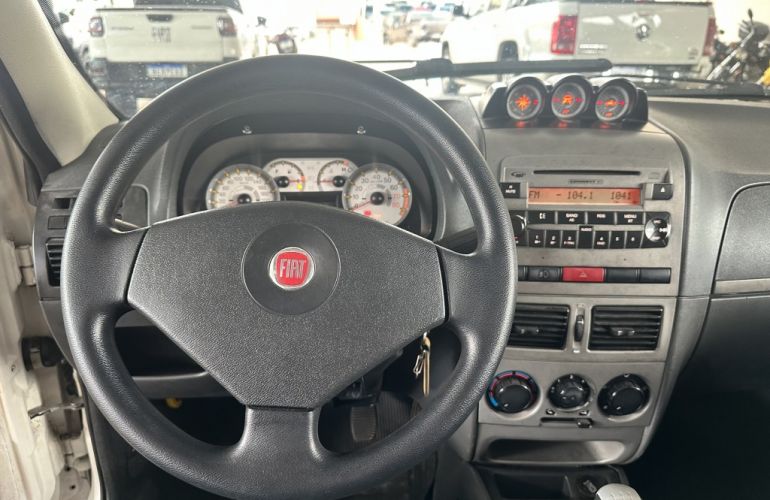 Fiat Strada Adventure 1.8 8V (Cabine Estendida) - Foto #7