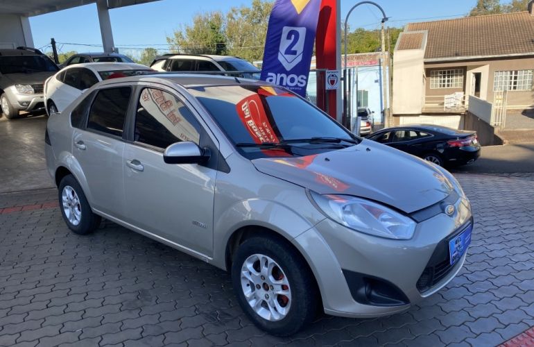Ford Fiesta Sedan 1.6 (Flex) - Foto #6