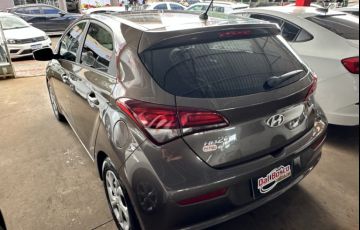 Hyundai HB20 1.6 Comfort - Foto #4