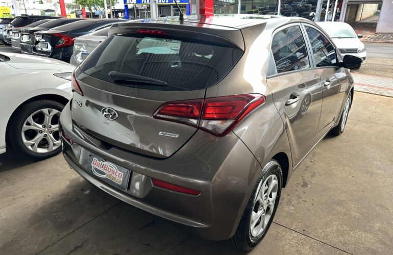 Hyundai HB20 1.6 Comfort - Foto #6