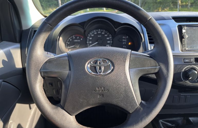 Toyota Hilux 3.0 TDI 4x4 CS Chassi - Foto #9