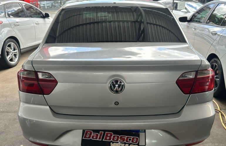 Volkswagen Voyage 1.0 - Foto #5