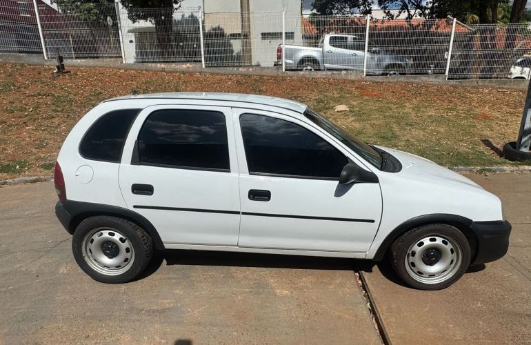 Chevrolet Corsa 1.0 MPFi Wind 8v - Foto #4