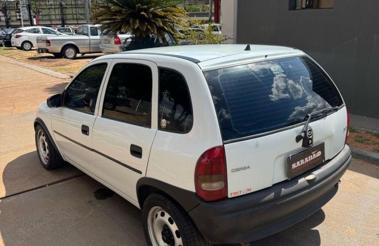Chevrolet Corsa 1.0 MPFi Wind 8v - Foto #8