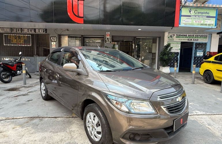 Chevrolet Prisma 1.4 MPFi LT 8V Flex 4p Automático - Foto #3