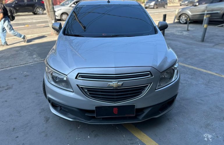 Chevrolet Prisma 1.0 MPFi LT 8V Flex 4p Manual - Foto #3