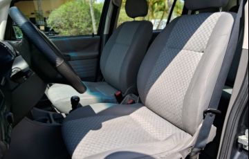 Chevrolet Zafira 2.0 MPFi Elegance 8v - Foto #5