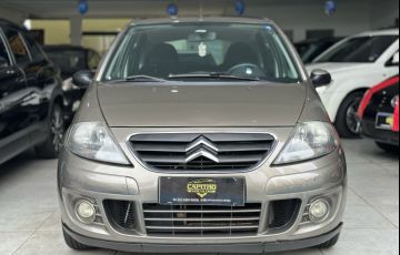 Citroën C3 1.4 I Exclusive 8v - Foto #2