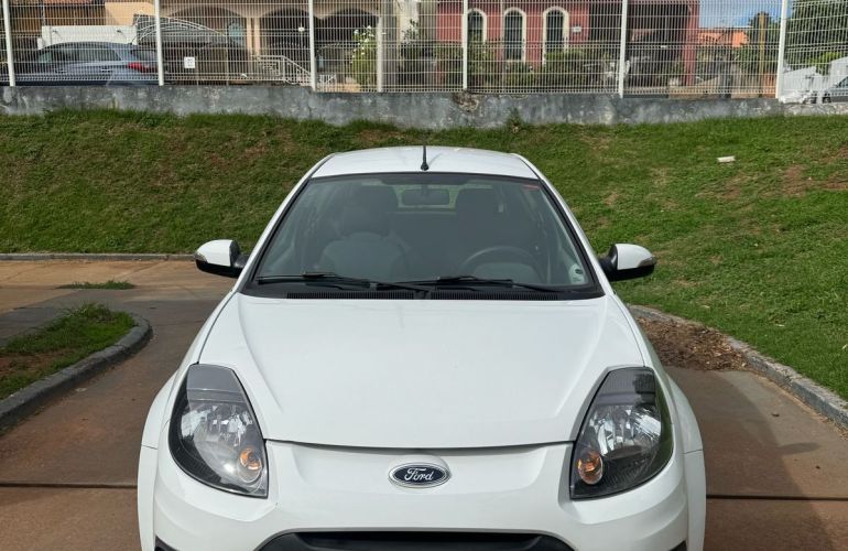 Ford Ka 1.0 MPi 8v - Foto #1