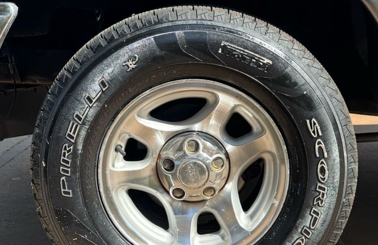 Ford Ranger 4.0 Xl 4x2 CS V6 12v - Foto #9