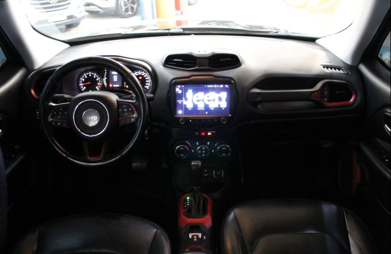 Jeep Renegade 1.8 16V Longitude - Foto #10