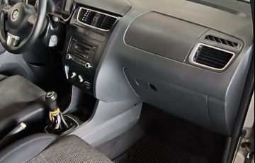 Volkswagen Fox 1.6 Mi 8v - Foto #8