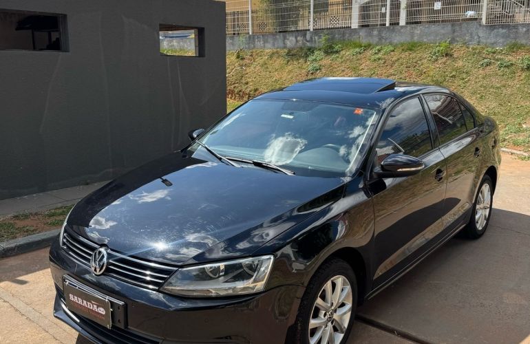 Volkswagen Jetta 2.0 Comfortline - Foto #2