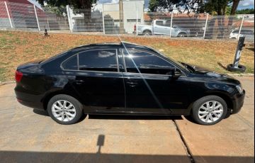 Volkswagen Jetta 2.0 Comfortline - Foto #4
