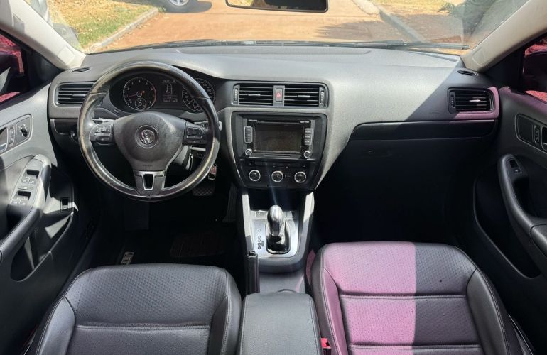 Volkswagen Jetta 2.0 Comfortline - Foto #9