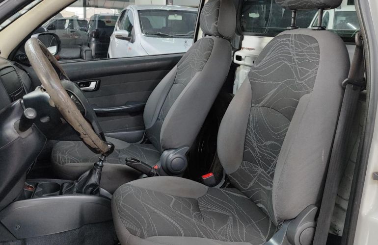 Fiat Strada 1.4 MPi Hard Working CS 8V Flex 2p Manual - Foto #10