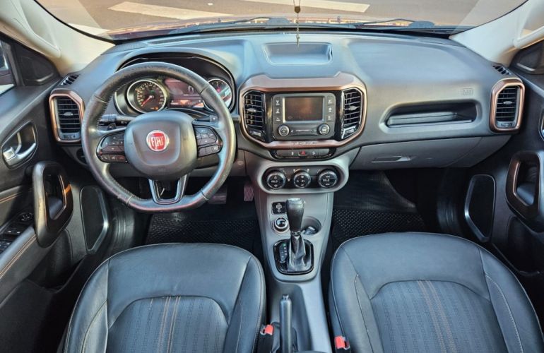 Fiat Toro Volcano 2.0 diesel AT9 4x4 - Foto #4