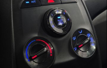 Hyundai HB20S 1.0 Comfort - Foto #10