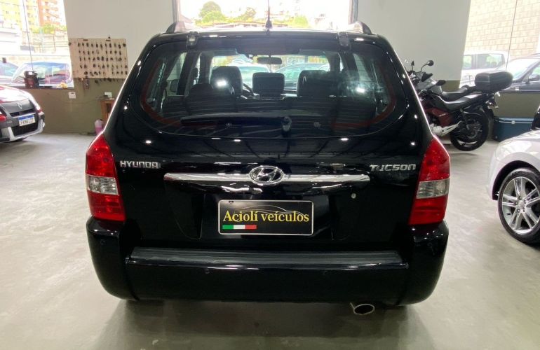 Hyundai Tucson 2.0 MPFi GLS 16V 143cv 2WD Gasolina 4p Automático - Foto #4