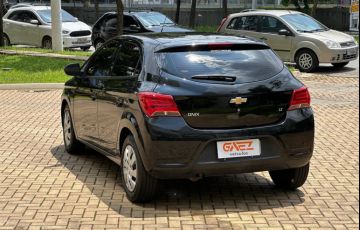 Chevrolet Onix 1.4 MPFi LT 8v - Foto #3