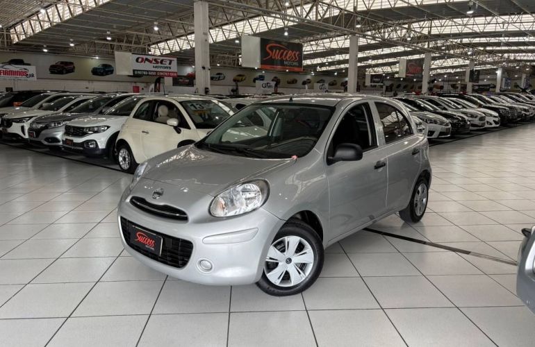 Nissan March 1.0 16v - Foto #1
